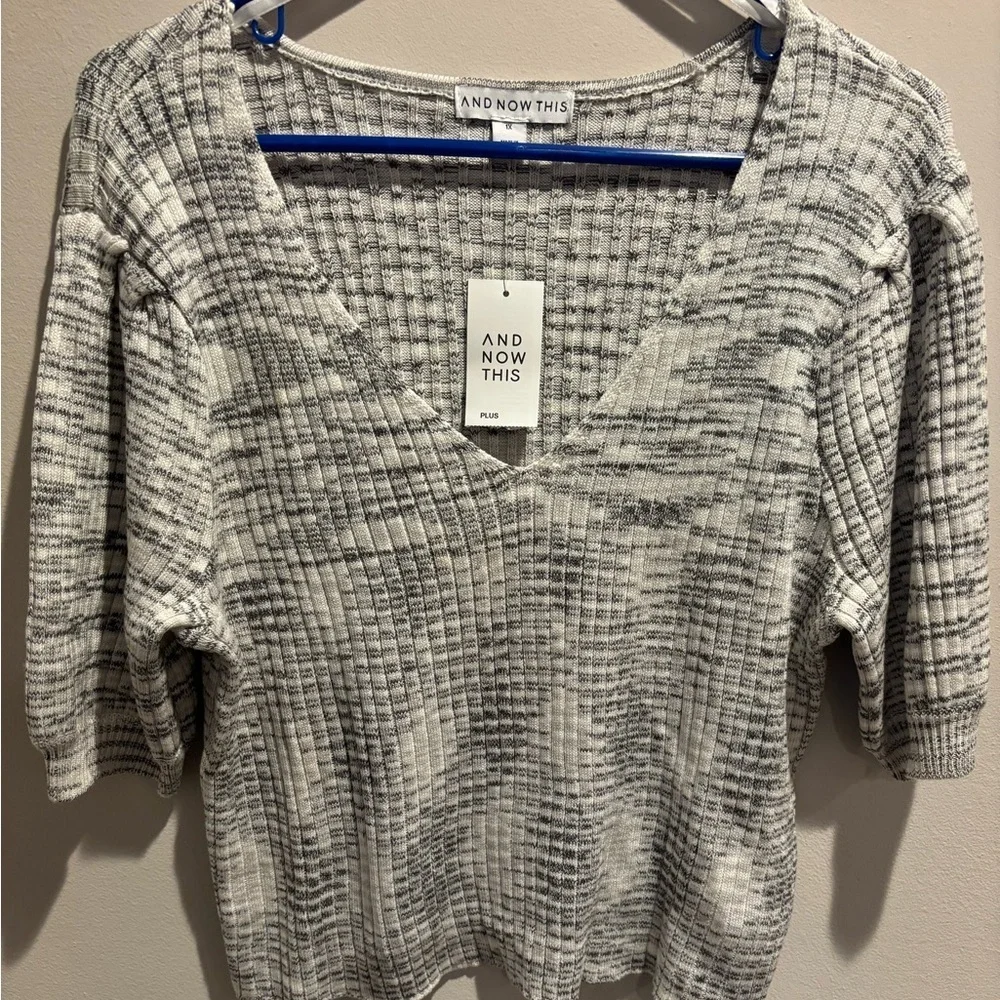 And Now This NWT size L short leave sweater crop top - Picture 1 of 6